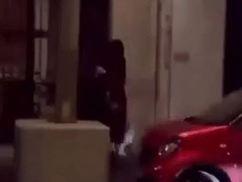 Video nghi của Lisa BlackPink và con trai tỷ phú vào khách sạn 'gây bão'