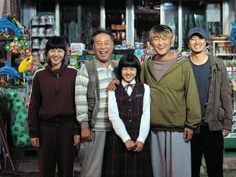 Cách tôi dạy con tiêu tiền mừng tuổi Tết: 10 năm sau ngẫm lại, tôi đã đúng khi không lấy hết những gì thuộc về con