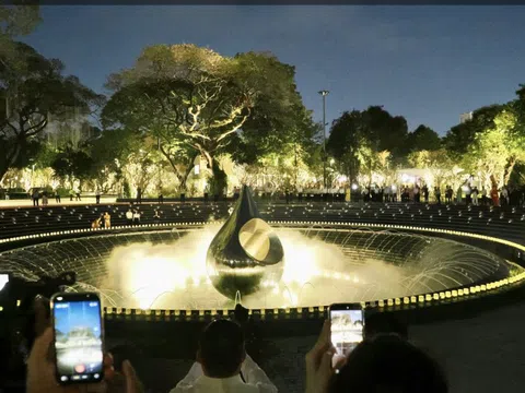 VIDEO: TPHCM khánh thành Công viên số 1 Lý Thái Tổ