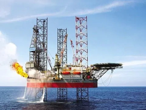 GAS, Petrolimex, BSR... tăng kịch trần ngay phiên đầu năm mới: Cú kích hoạt từ dòng tiền 26 tỷ USD, chuyện gì xảy ra tiếp theo?