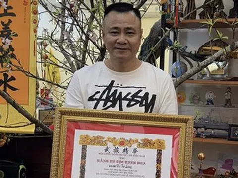 NSND Tự Long đón tin vui, MC Cát Tường thăm biệt thự của Lê Giang