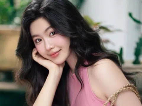 Ái nữ của Quyền Linh, Trương Ngọc Ánh: Cao lớn, xinh đẹp và khí chất vượt trội