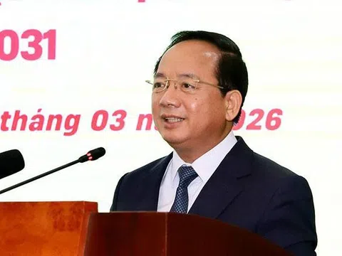 Trưởng Ban Tuyên giáo và Dân vận Trung ương tiếp xúc cử tri tại Tuyên Quang