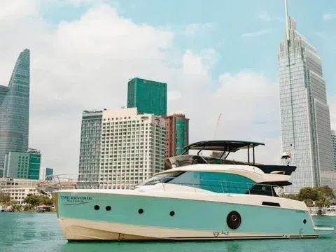 Du thuyền của Trương Mỹ Lan "ế" khách, tiếp tục hạ giá lần 2