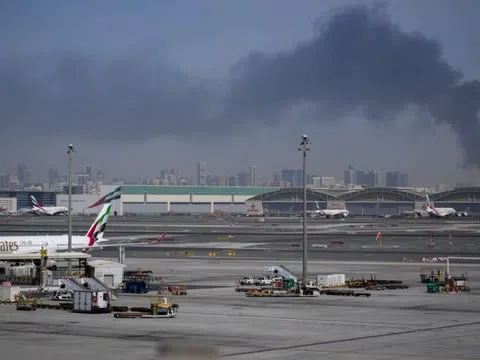 Xung đột Trung Đông: Vietnam Airlines mất thêm 2.000 USD/chuyến bay, ACV nguy cơ hụt thu 10,9 triệu USD/tháng