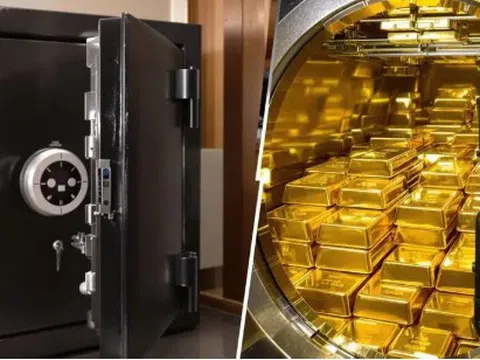 Két sắt còn nguyên nhưng 160 chỉ vàng bên trong “bốc hơi”: Cảnh sát bất ngờ phát hiện số vàng giả giống hệt trong tay 1 người không ngờ