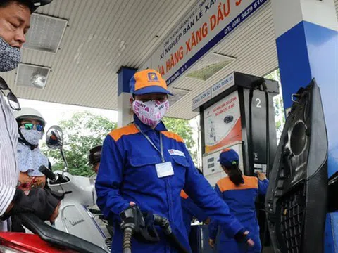 Tuyệt đối KHÔNG ĐẦU CƠ, TÍCH TRỮ XĂNG DẦU TRÁI PHÉP; chủ động phản ánh DẤU HIỆU GĂM HÀNG qua ĐƯỜNG DÂY NÓNG