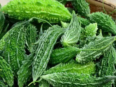 Mướp đắng có thật sự là “khắc tinh” của đường huyết cao? 4 loại rau này được khuyên nên ăn nhiều hơn