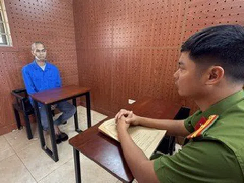 "Yêu" cháu gái 14 tuổi, nam thanh niên bị bắt tạm giam