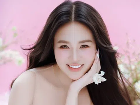 Nhan sắc trong veo của á hậu Hà Trang