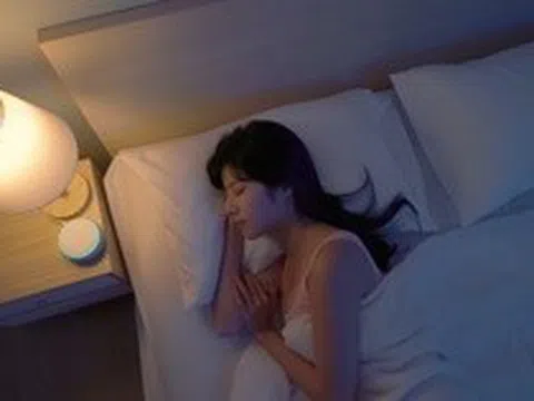 Bật đèn ngủ mỗi đêm, cô gái 20 tuổi tăng lên 100kg: Chuyên gia cảnh báo thói quen nhiều người đang mắc