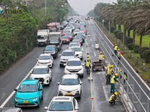 Toàn cảnh dự án Metro số 5 qua Đại lộ Thăng Long đang gấp rút triển khai