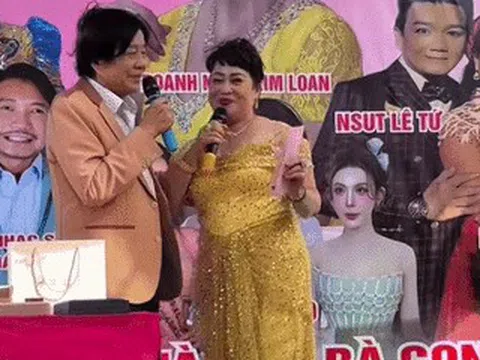 Cháu gái NSƯT Vũ Linh ngả ngớn dung tục và chuyện chi tiền để hát với diva, NSND