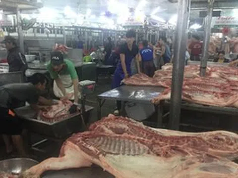 Giá heo hơi hôm nay, 9-4: Chợ đầu mối có giá mới