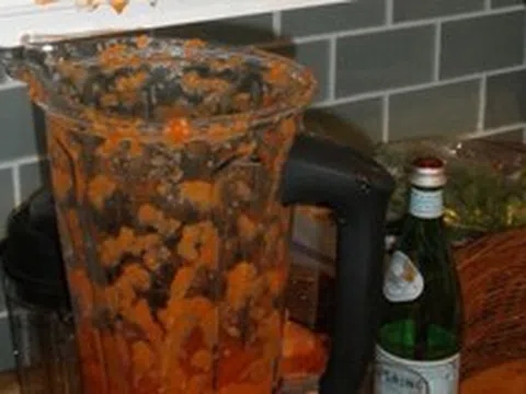 Cảnh báo đặc biệt tới những gia đình đang dùng máy xay sinh tố