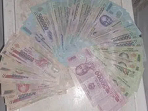 Phát hiện 94 tờ tiền có mệnh giá từ 50.000 - 500.000 đồng  trên chuyến tàu Đà Nẵng - TP.HCM