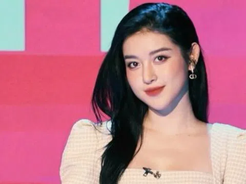 Mai Phương Thúy, Huyền My và Hoàng Thùy ngoài 30 tuổi vẫn chưa chịu lấy chồng