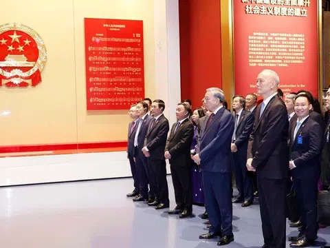 Tổng Bí thư, Chủ tịch nước Tô Lâm thăm Bảo tàng Lịch sử Đảng Cộng sản Trung Quốc