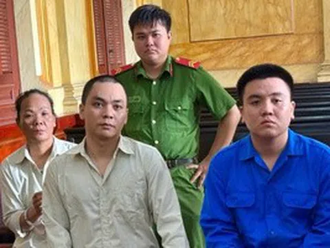 Nam thanh niên ở TPHCM lôi kéo cả mẹ và vợ vào ma túy