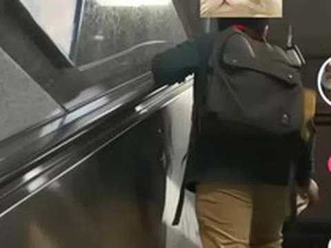 Hành động của 1 đứa trẻ ở ga tàu điện ngầm khiến nhiều người phải hốt hoảng bình luận: Cha mẹ bảo ban lại ngay kẻo muộn!