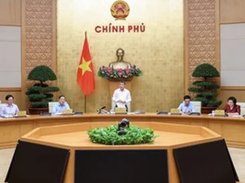 Thủ tướng Lê Minh Hưng: Đẩy mạnh sắp xếp, tinh gọn đầu mối bên trong các bộ, ngành