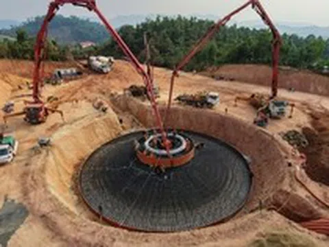 Nhiều mũi thi công đồng loạt, công trình năng lượng nghìn tỷ giữa dãy núi dài nhất Việt Nam dần 'lộ diện', dự kiến xong trong năm nay