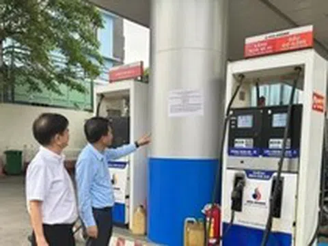 Xử phạt 3 thương nhân đầu mối xăng dầu vi phạm duy trì dự trữ tối thiểu