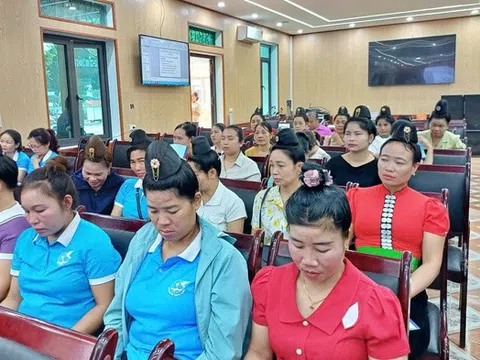 Nâng cao nhận thức pháp luật về thông tin mạng cho người dân vùng cao Điện Biên