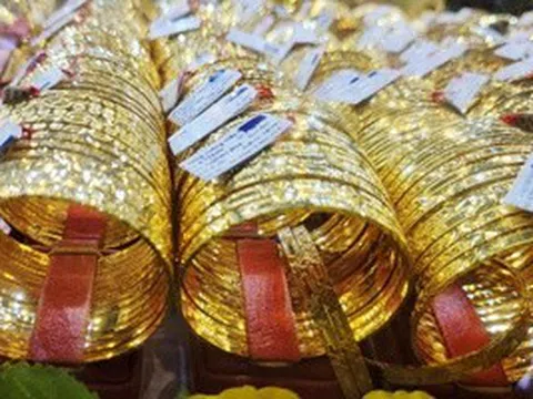 Kiến nghị cho doanh nghiệp được vay vàng trong dân với lãi suất thỏa thuận