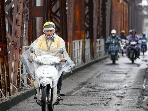 Dự báo thời tiết 22/4: Miền Bắc đón không khí lạnh dồn dập gây mưa diện rộng, cảnh báo dông lốc