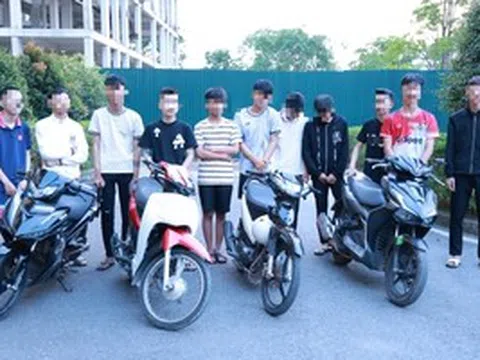 Nhóm đối tượng dùng hung khí rượt đuổi gây náo loạn ở Quảng Trị