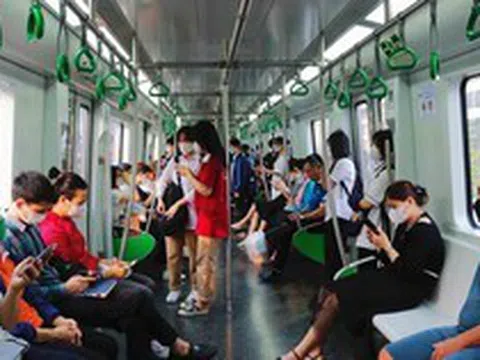 Miễn phí xe buýt và đường sắt đô thị trong 7 ngày nghỉ lễ