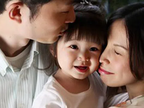 6 hành động "bất thường" chỉ ra: Con yêu bố mẹ nhiều lắm!