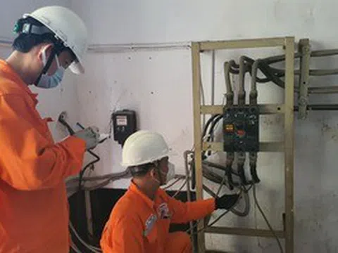 Điện lực TPHCM hướng dẫn người dân cách tránh hóa đơn tiền điện tăng vọt dịp nghỉ lễ 30-4