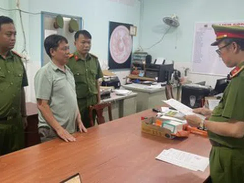 Bắt tạm giam người đàn ông vận chuyển trái phép động vật quý hiếm về Việt Nam