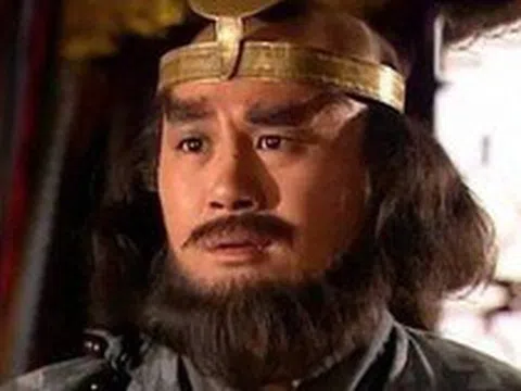 Sa Tăng của 'Tây du ký 1996': Bán nhà trả nợ thay vợ, giờ làm phục vụ quán ăn