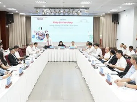 Lắp đặt điện mặt trời mái nhà: Điện lực miền Nam cam kết phản hồi trong 72 giờ
