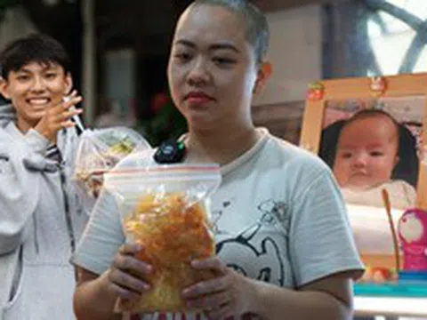 Mẹ mắc u não, con bị tăng động giảm chú ý: Quầy bánh tráng nhỏ giữa TP.HCM và hành trình sống khiến nhiều người bật khóc