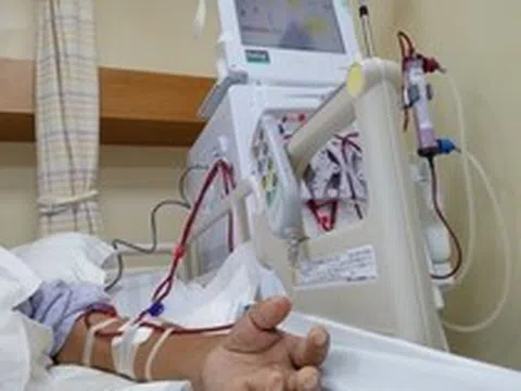 Thanh niên 25 tuổi suy thận cấp vì quên uống nước: Bác sĩ BV Bạch Mai cảnh báo