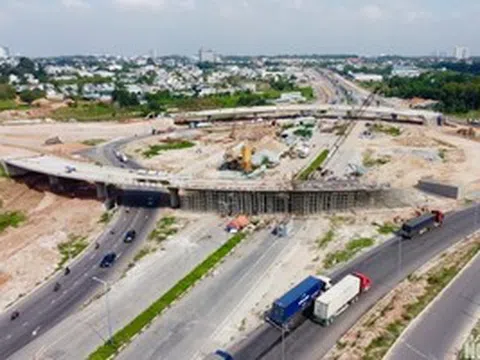 Bộ Chính trị ban hành Nghị quyết về xây dựng và phát triển TPHCM trong kỷ nguyên mới