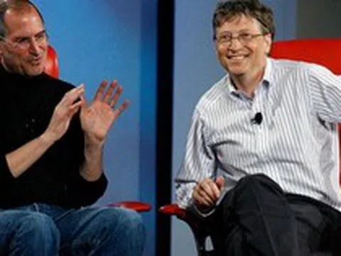 Hai vị tỷ phú nuôi con gái khác nhau thế nào? Nhìn cuộc sống của con gái Bill Gates và con gái Steve Jobs sẽ thấy