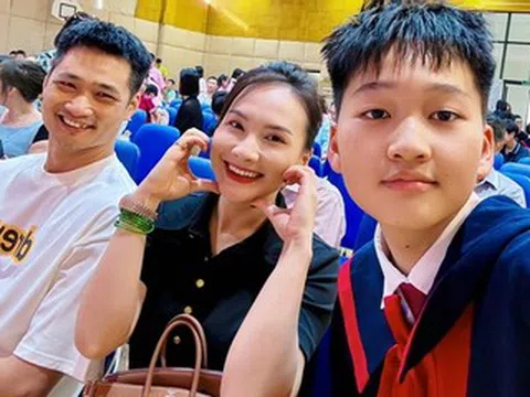 Diễn viên Bảo Thanh xúc động 15 năm làm mẹ, con trai Đàm Vĩnh Hưng lớn bổng