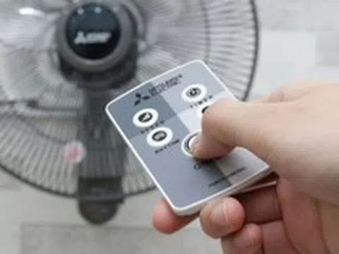 Rút phích cắm khi quạt vẫn đang chạy có sao không? Giật mình biết đáp án