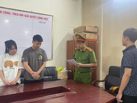 Hai chủ cửa hàng thời trang bị khởi tố