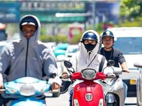Miền Bắc nắng nóng đỉnh điểm trước khi đón mưa lớn
