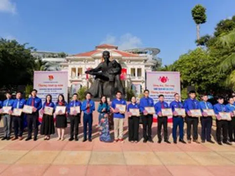 Người trẻ học tập Bác từ những điều nhỏ nhất