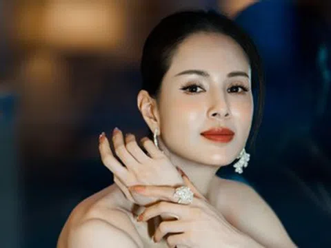 'Tiểu Long Nữ' Lý Nhược Đồng đáp trả khi bị chê hết thời