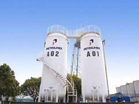 Xăng E10: Ai đang nắm 'át chủ bài' tại Việt Nam?