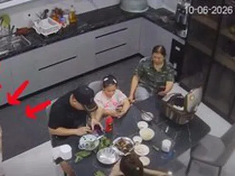Clip thót tim: Bé trai suýt ngạt thở vì tự trùm túi nilon lên đầu, nếu không có người lớn ở nhà thì quá nguy hiểm!