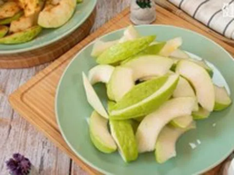 Nhiều người bị bệnh thận không dám ăn trái cây, bác sĩ nói điều ngược lại: 3 loại quả này vẫn có thể ăn, có loại chỉ vài nghìn đồng/quả